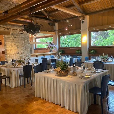 Hotel Ristorante La Casona Feltre Bagian luar foto