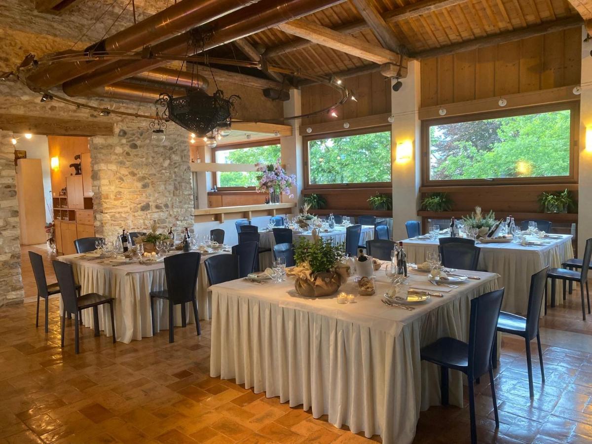 Hotel Ristorante La Casona Feltre Bagian luar foto