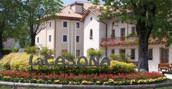 Hotel Ristorante La Casona Feltre Bagian luar foto